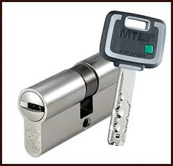 Usa Locksmith Service Trumbull, CT 203-433-3672 Usa Locksmith Service Trumbull, CT 203-433-3672