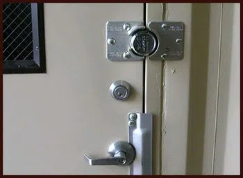 Usa Locksmith Service Trumbull, CT 203-433-3672 - 13-high-security-locks
